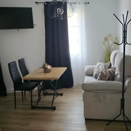公寓 Loft Casco Viejo 4 *